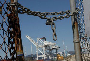 West Coast Dockworkers Hold Day-Long Work Stoppage To Protest Iraq War